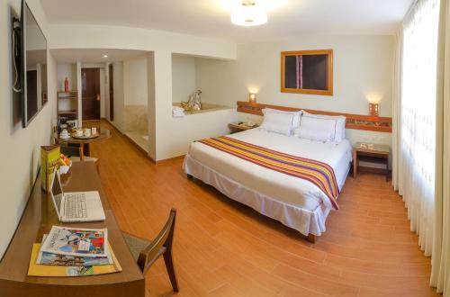 Suite, junior