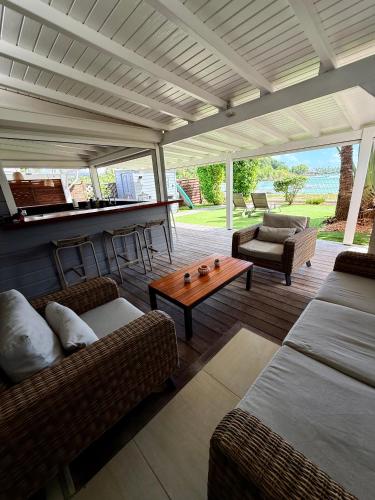 Maison bord de mer in Baimbridge