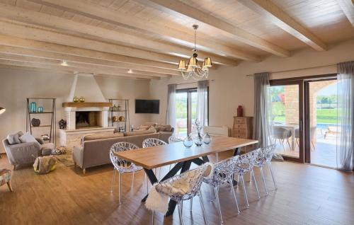 Iekārtas, Villa Campi for 10 persons near Pula with large garden, private golf and tennis court, kids playgrou in Veliki Vareski