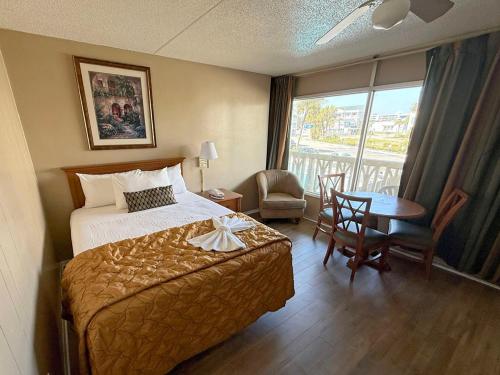 Oceanfront Viking Motel - image 13
