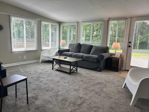 Bellwood 2 bed family house w 2 living areas Superhost in Loveland
