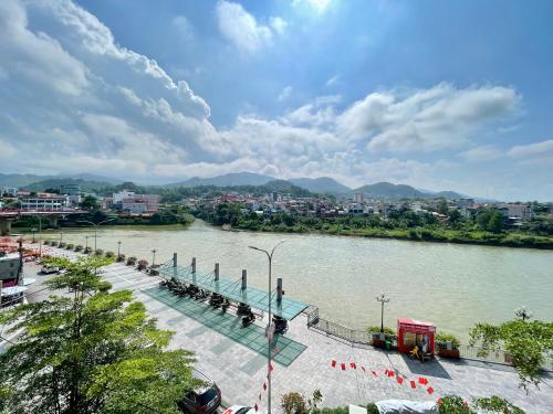 Chi's House - Homestay Cao Bang - 발코니/테라스