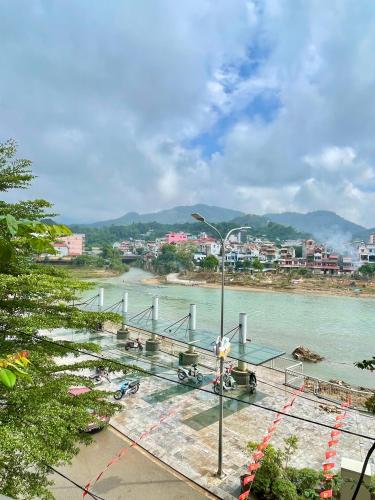 Chi's House - Homestay Cao Bang - 발코니/테라스