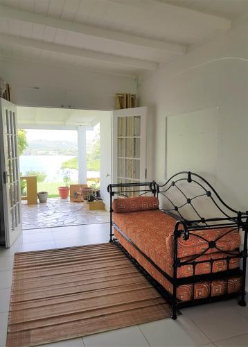 Baywatch in Grenville