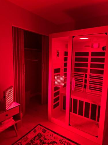 Walk to Metro- Home Sauna in Cheverly (MD)