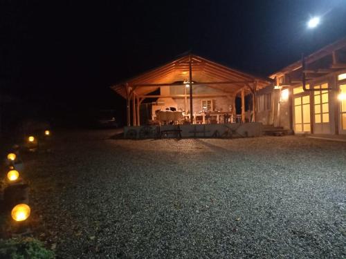 Cazare La Cetate in Nemsa