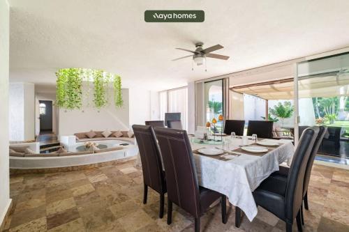 Amazing House -Private Pool - Tennis - Paddle Cour