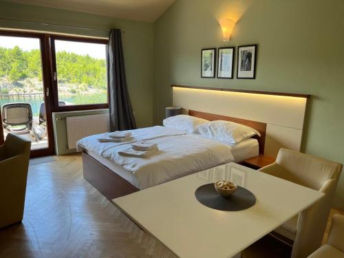 ZeN apartment in 奧布羅瓦茨