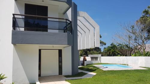 Casa praia toninhas – khách sạn tại Praia das Toninhas