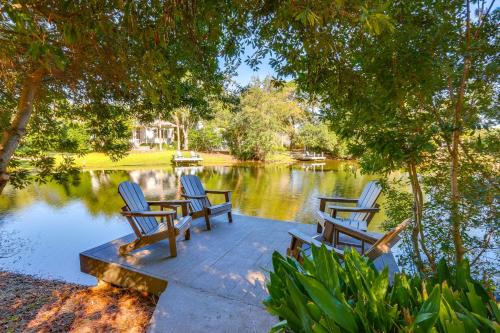 Modern Retreat Patio BBQ Less Than 1 Mi to Beach! - image 12