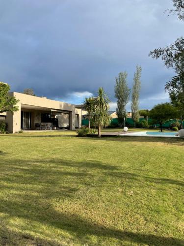 CASA DE CATEGORIA EN LAS SIERRAS de CORDOBA