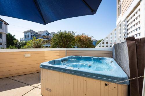 New Listing Game room Private pool & Hot Tub in Kitty Hawk (NC)