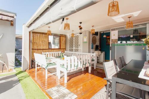 Caline VIP Luxury Jacuzzi & Swimming Pool MEWS - image 2