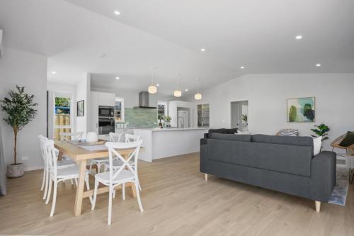 Coastal Drift - by the water in Tairua