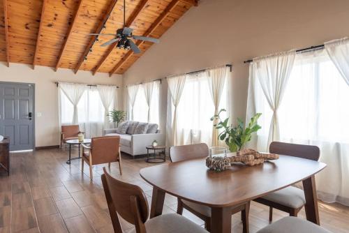 NEW Casa Marea Beach Front House DT 2BR WiFi & AC in Playa Hermosa