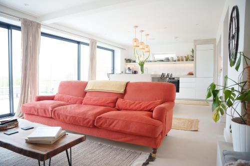Countryside Retreat with Hot Tub near Bicester Village in Boarstall
