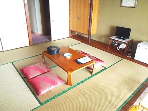 Standard Japanese-Style Room