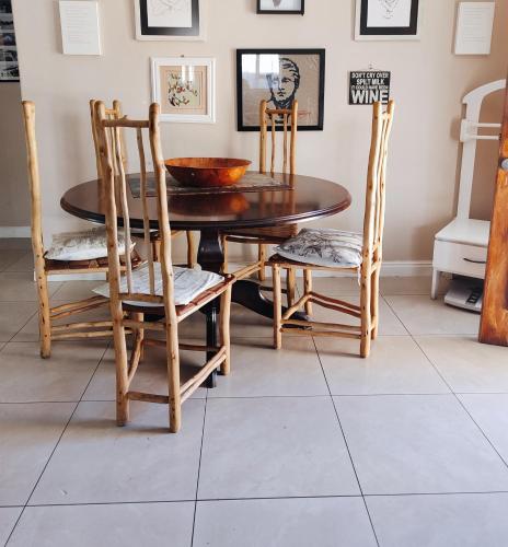 The Palm's on Pastorie in Groot-Drakenstein