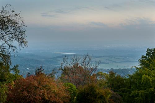Kilátás, 250 négyzetméteres, 4 hálószobás Villa 3 fürdőszobával Ferny Creek területén (Boyanda at Ferny Creek - Heart of the Dandenongs) in Ferny Creek
