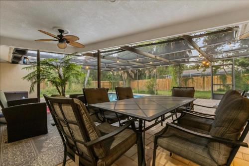 Family-Friendly 3BR Getaway Saltwater pool in 帕姆港