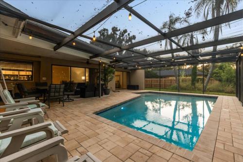 Family-Friendly 3BR Getaway Saltwater pool in 帕姆港