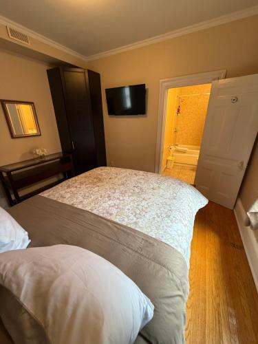 The Century House Bed and Breakfast Ottawa - image 4
