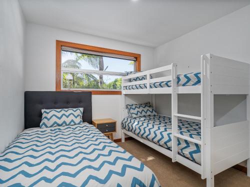 Vista exterior, Summer Palms - Tairua Holiday Home in Tairua