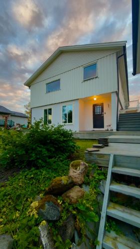 Vista exterior, Charming apartment with two bedroms and beautifull sea view in Fauske in Fauske