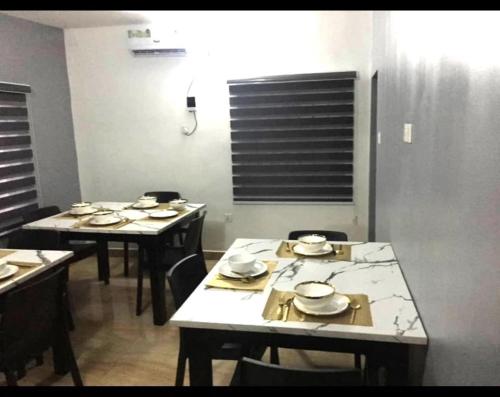 Iekārtas, Rosecourt Hotel & Suites in Enugu