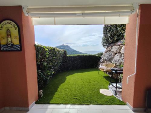 T2 Vue mer, Jardin clos, Village vacances Cap Esterel St Raphael in Saint-Raphael