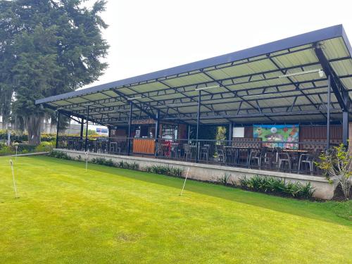 Létesítmények, Hotel & Golf Isak Aeropuerto in Rio Negro