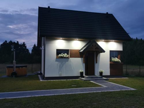 Leśny Zakątek Brzezinki (Lesny Zakatek Brzezinki) in Maslov