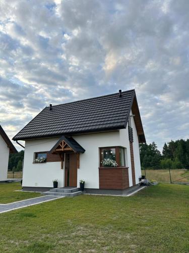 Leśny Zakątek Brzezinki (Lesny Zakatek Brzezinki) in Maslov