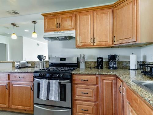5 Bedroom Charmer in Granada Hills in Santa Clarita