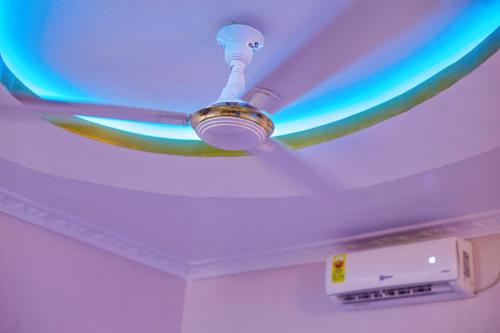 Homey apartment in Ngleshi Amanfro