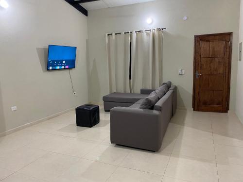 San Antonio Home in Villa Elisa