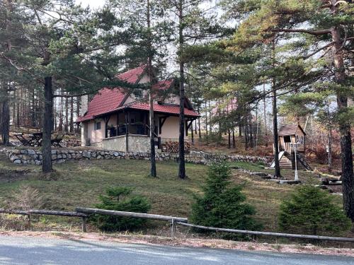 Vikendica Martinović