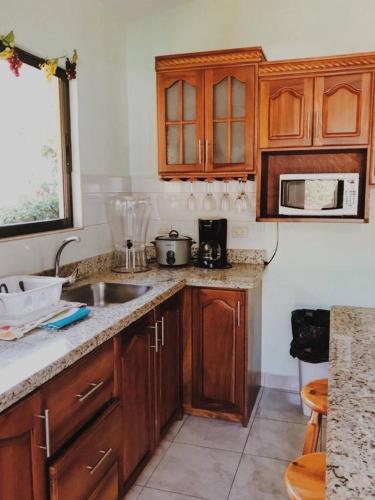 Beach House In Punta Leona with private Pool in Herradura