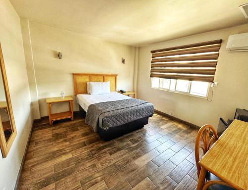Hotel Paris in Tijuana