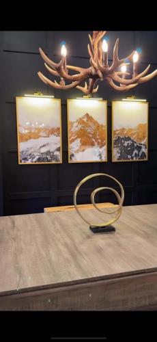 Modern Hunter Mountain Condo Steps from Slopes - image 11