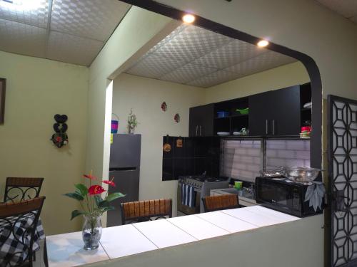 Кухня, Beautiful and comfortable house in Сонсонате