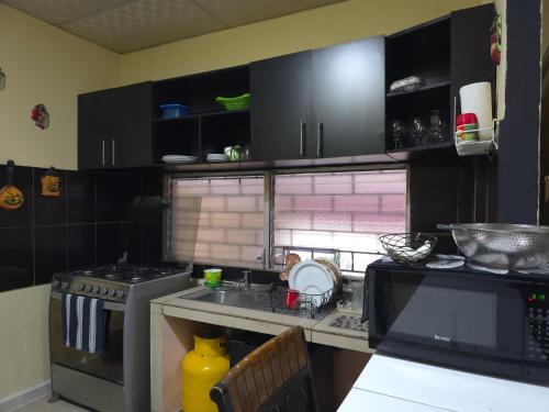 Кухня, Beautiful and comfortable house in Сонсонате