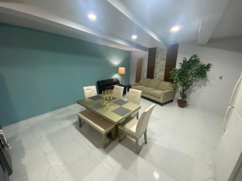 The Comfort Zone in Nuevo Laredo