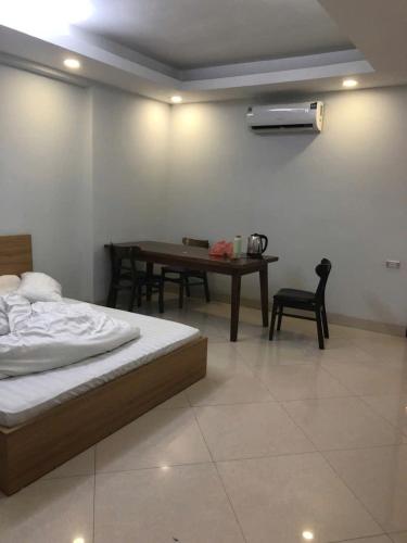 Classic Hotel in Hoan Kiem District - Hang Bong/Quan Su