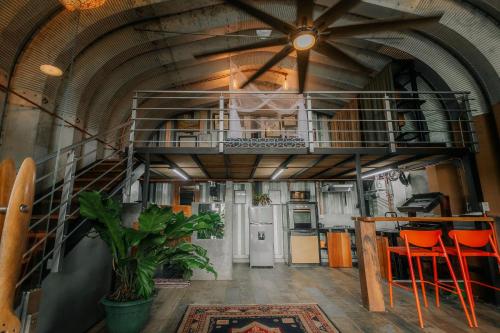 Hermosa Nests Industrial loft in ปลายา แอร์โมซา