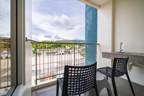 Balcony/terrace, Ratana Hotel Rassada near Phuket Bus Terminal 2
