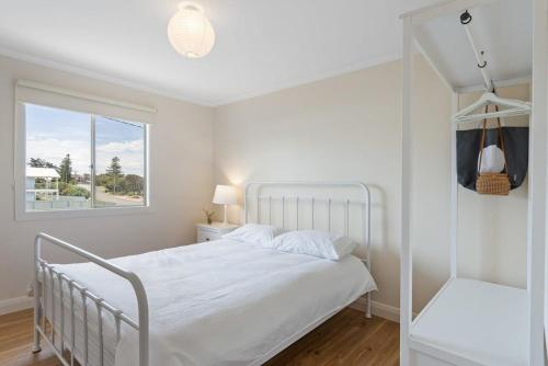 The Point Beach House Middleton - No Linen Included in Πορτ Έλιοτ