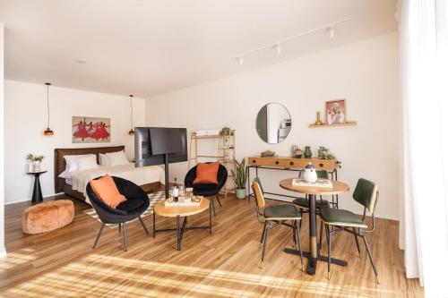 Premium Suite, Pool Access - Sun Circle Complex in Tiberias