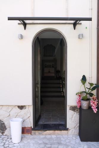 Вхід, Casa Fioravanti in Альбініа