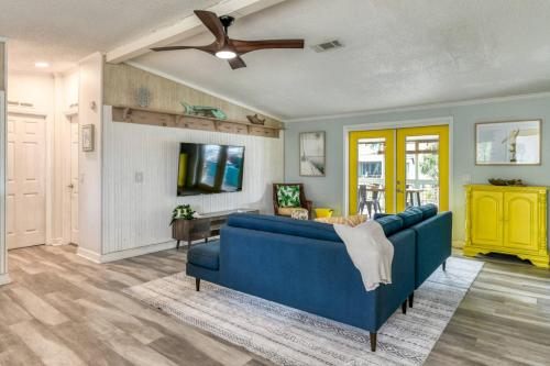 Riverside Paradise in Butler Beach